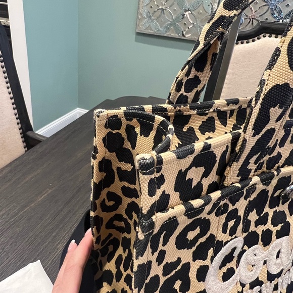 Coach Cargo Tote Leopard Print - Picture 6 of 12